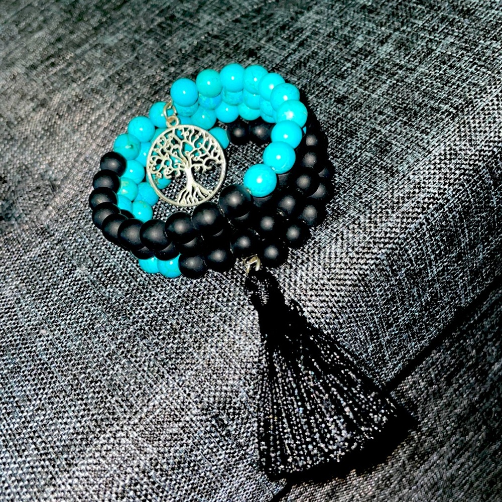 Onyx and turquoise semi precious gemstone tree of life bracelet 📿